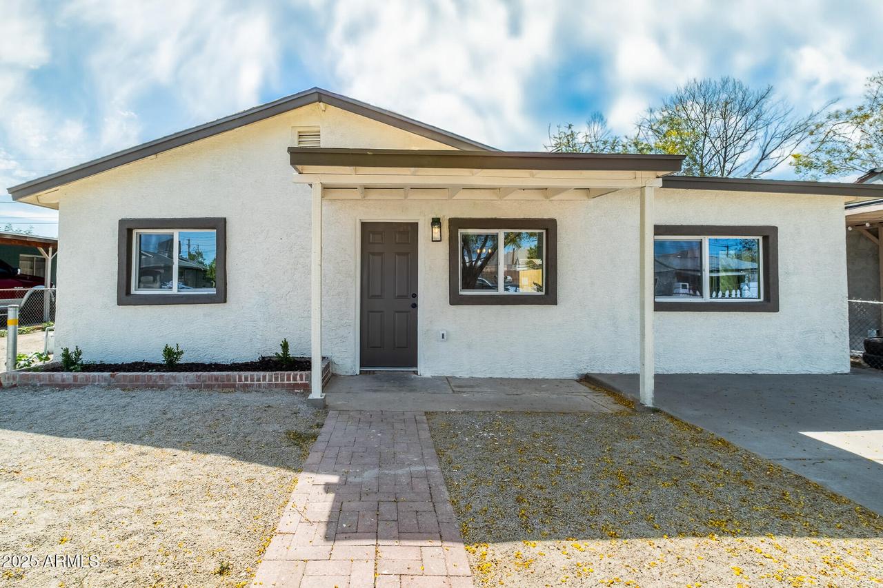 832 S Drew St., Mesa, AZ 85210
