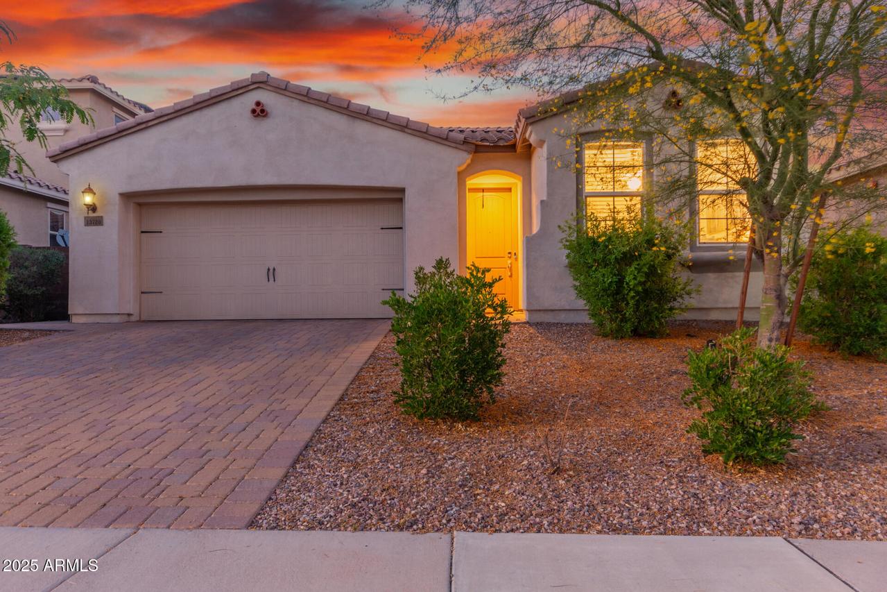 13720 W Amberwing St., Peoria, AZ 85383
