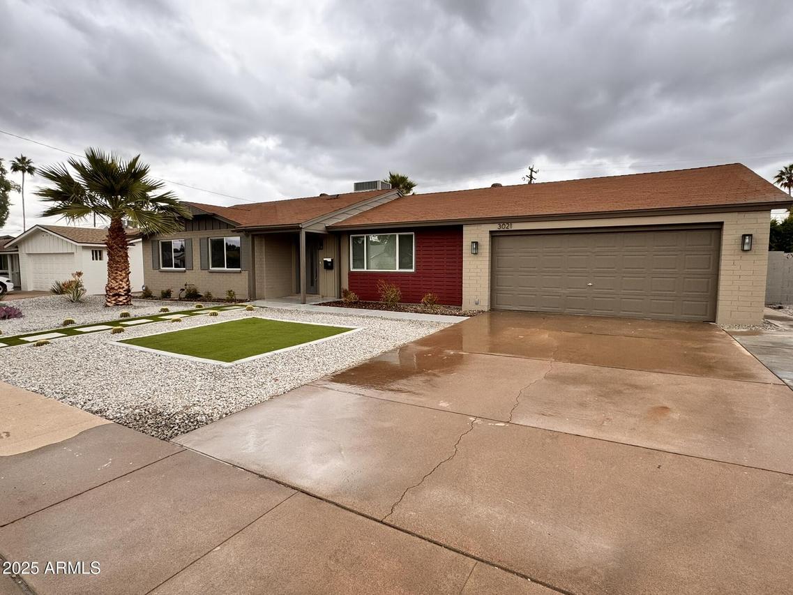 3021 E Shangri La Rd., Phoenix, AZ 85028