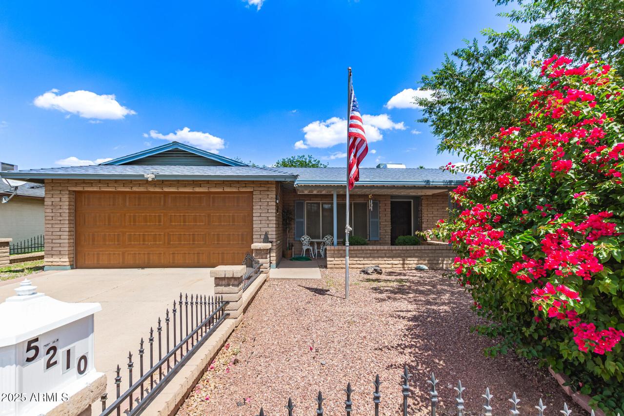 5210 W Ironwood Dr., Glendale, AZ 85302
