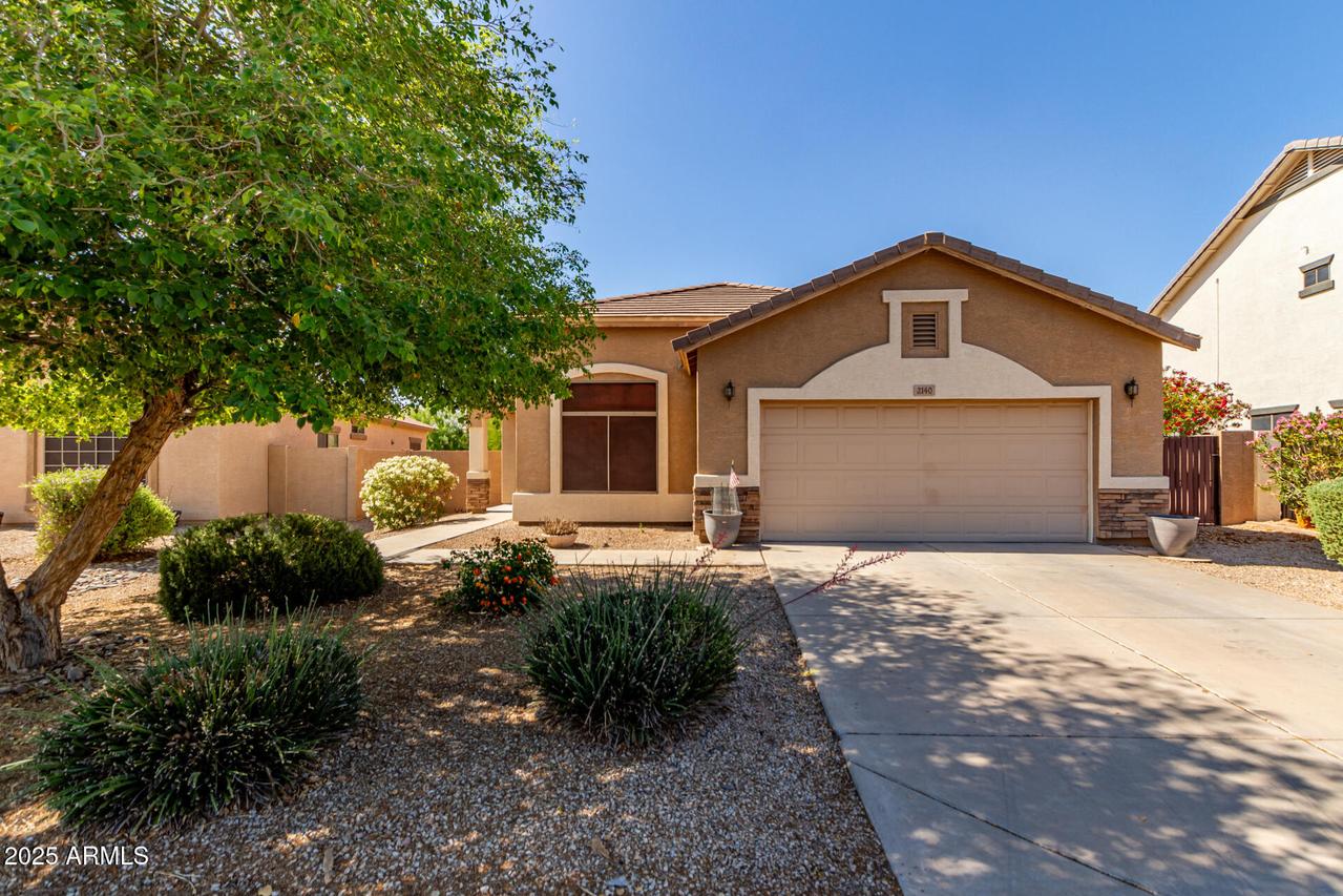 2140 S Benton Cir., Mesa, AZ 85209