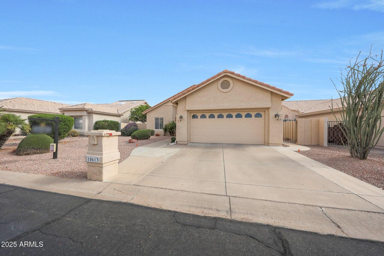 10613 E Nacoma Dr., Sun Lakes, AZ 85248