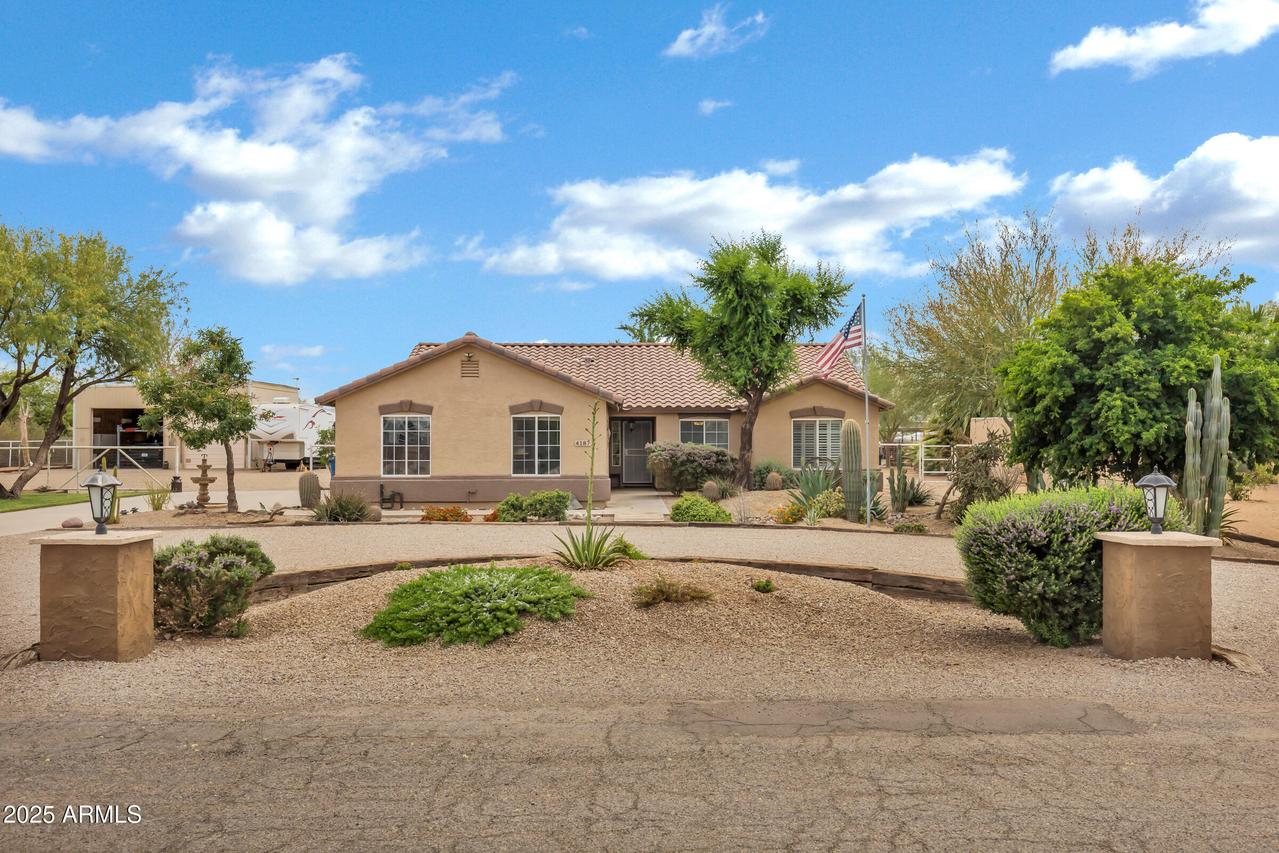 4187 E Triple Crown Dr., San Tan Valley, AZ 85140