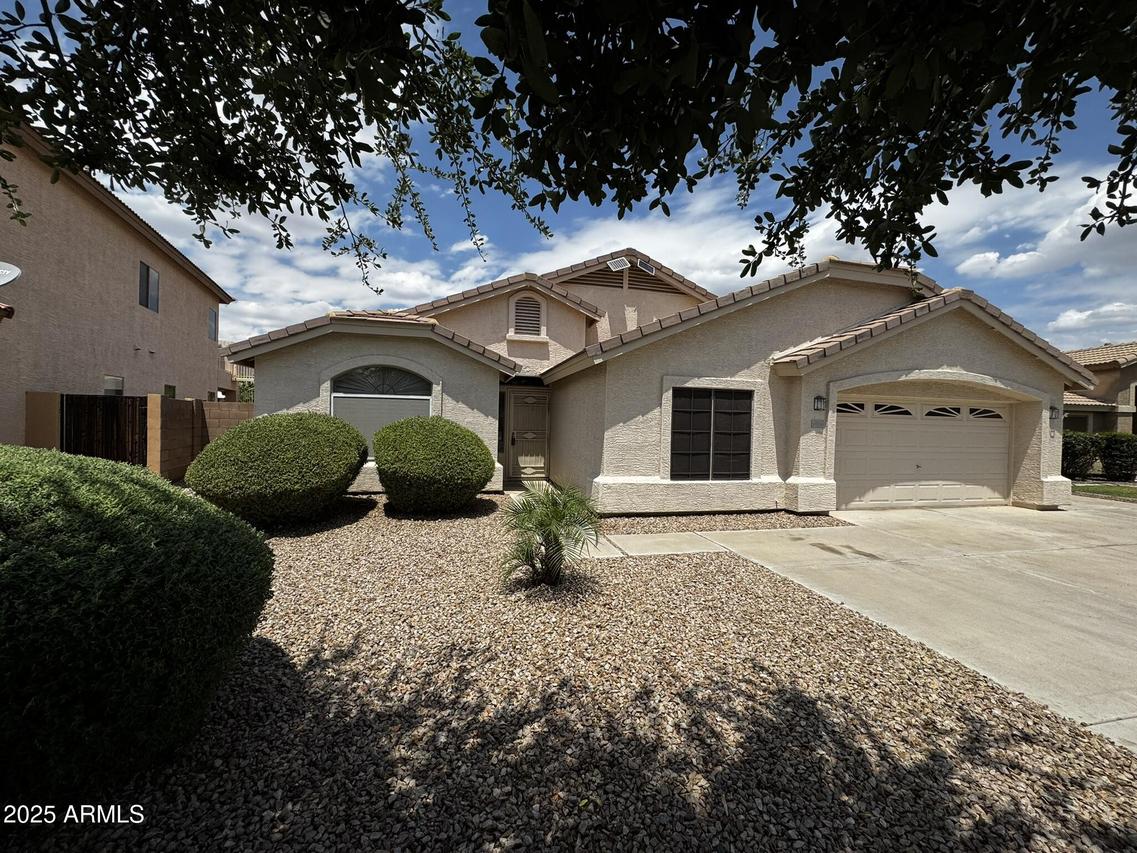 8006 W Gibson Ln., Phoenix, AZ 85043