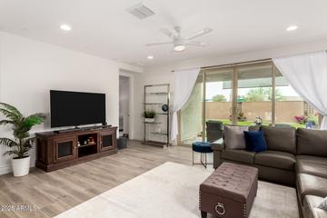 5922 S Arizona Pl., Chandler, AZ 85249
