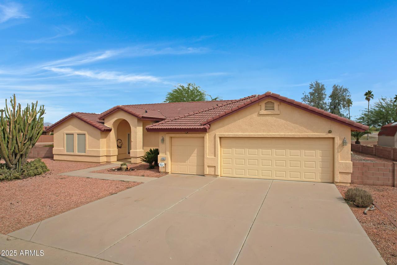 14587 S Country Club Dr., Arizona City, AZ 85123