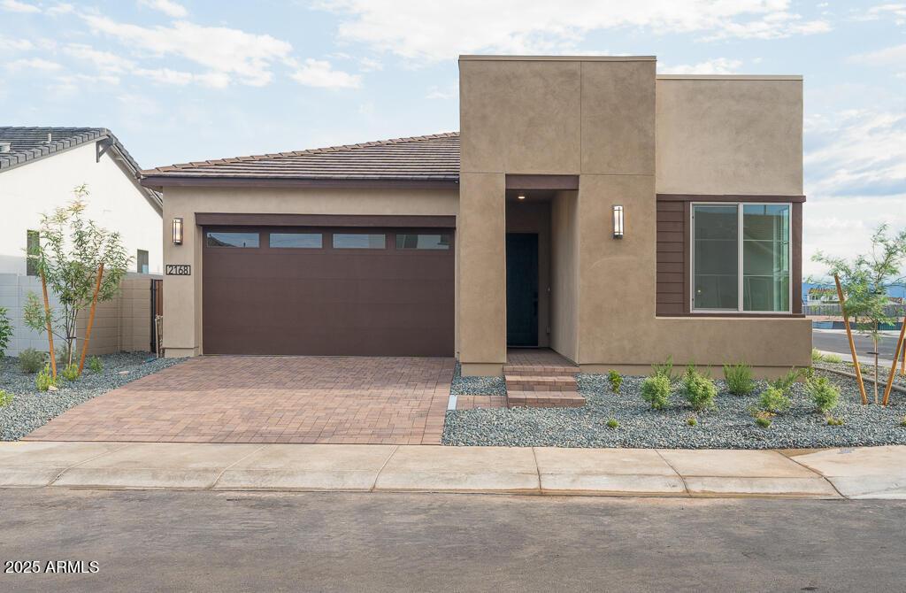 2168 E Mill Rd., San Tan Valley, AZ 85140
