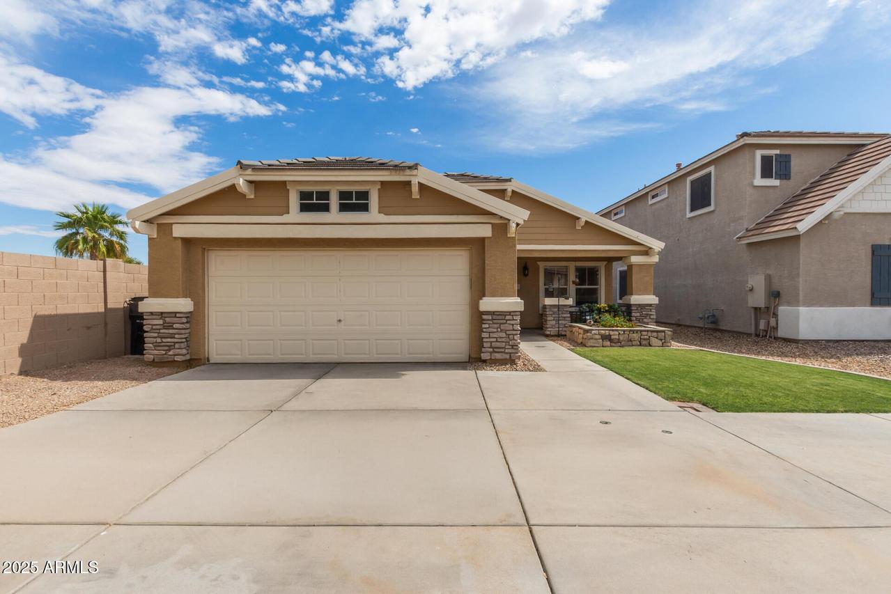 2341 S Gordon St., Mesa, AZ 85209