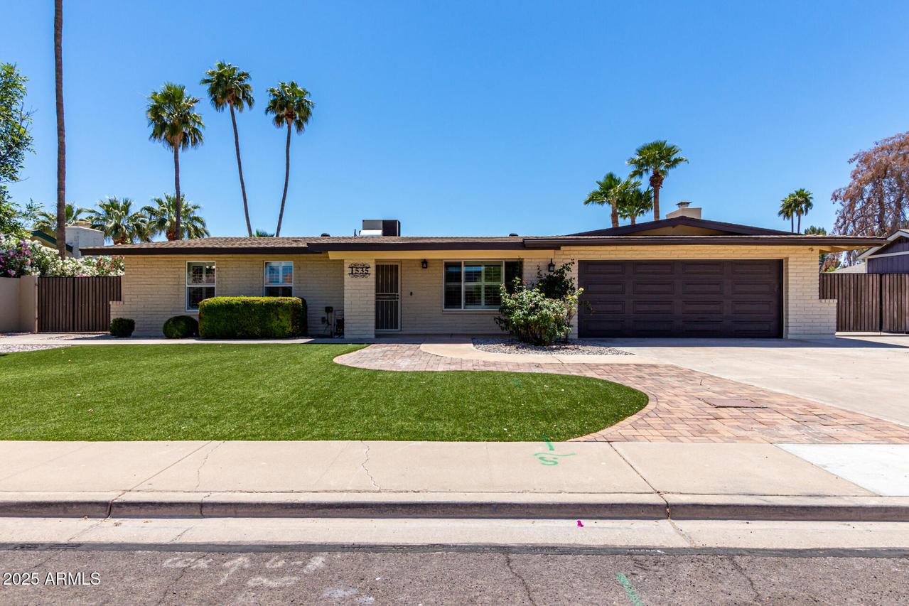 1535 E Kenwood St., Mesa, AZ 85203