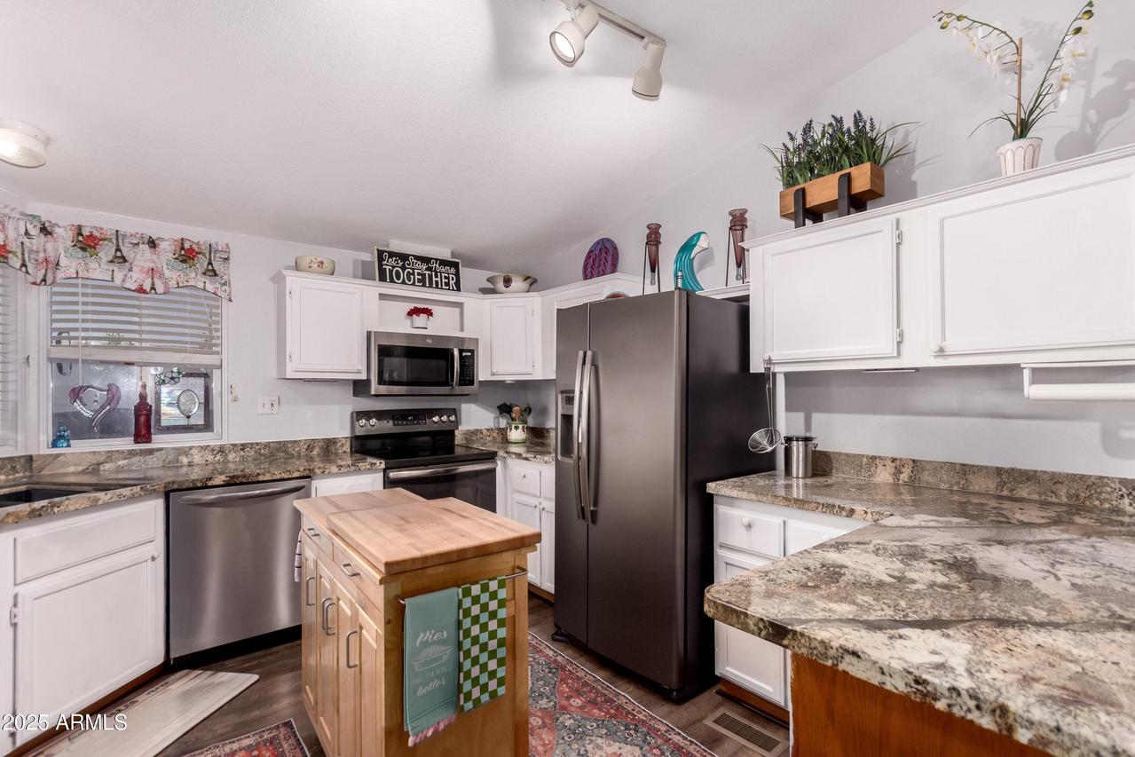 8209 E 5th Ave., Mesa, AZ 85208