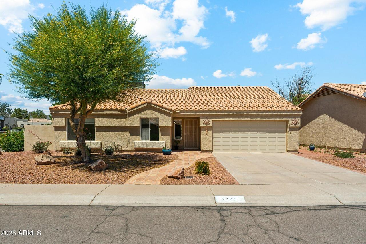 4202 E Brookwood Ct., Phoenix, AZ 85048