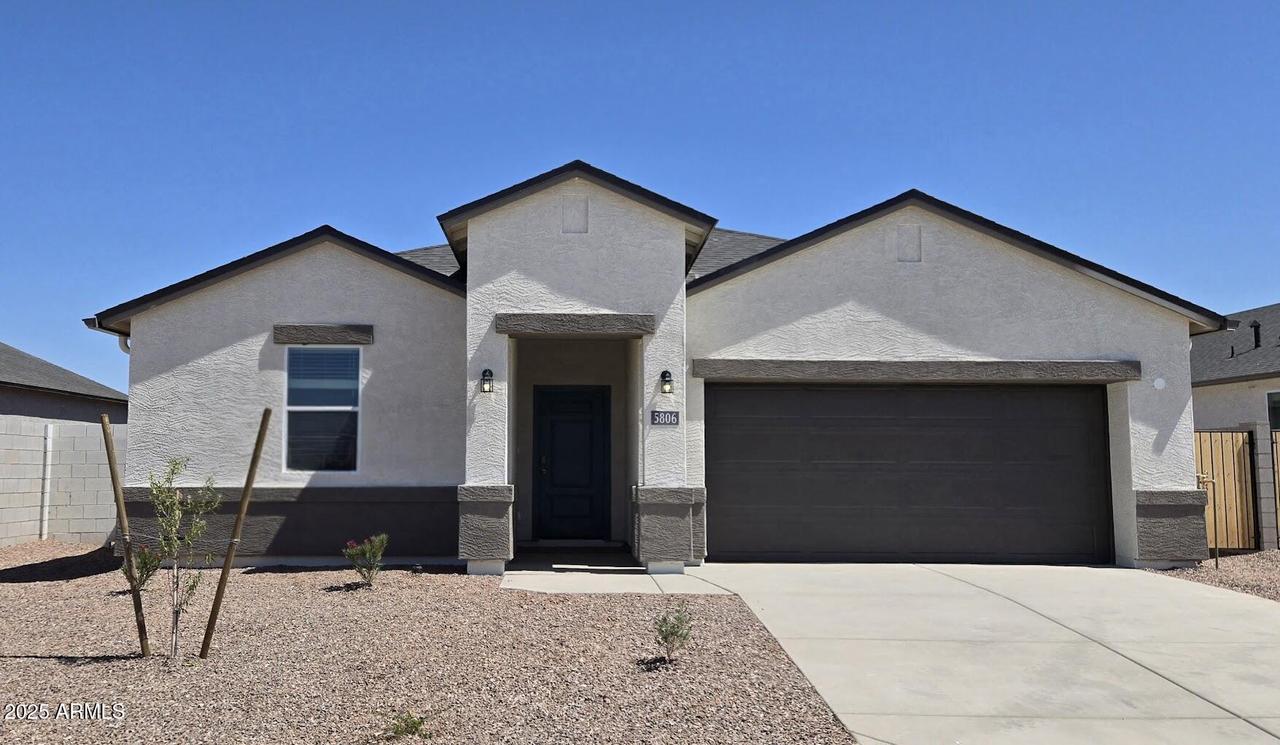 5806 E Axle Ln., San Tan Valley, AZ 85140