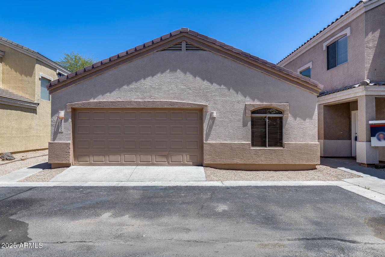 22225 N 29th Dr., Phoenix, AZ 85027
