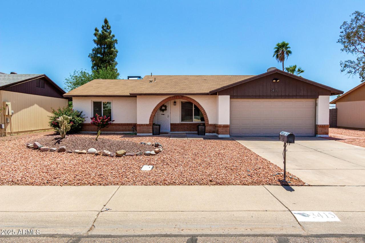 3415 E Anderson Dr., Phoenix, AZ 85032