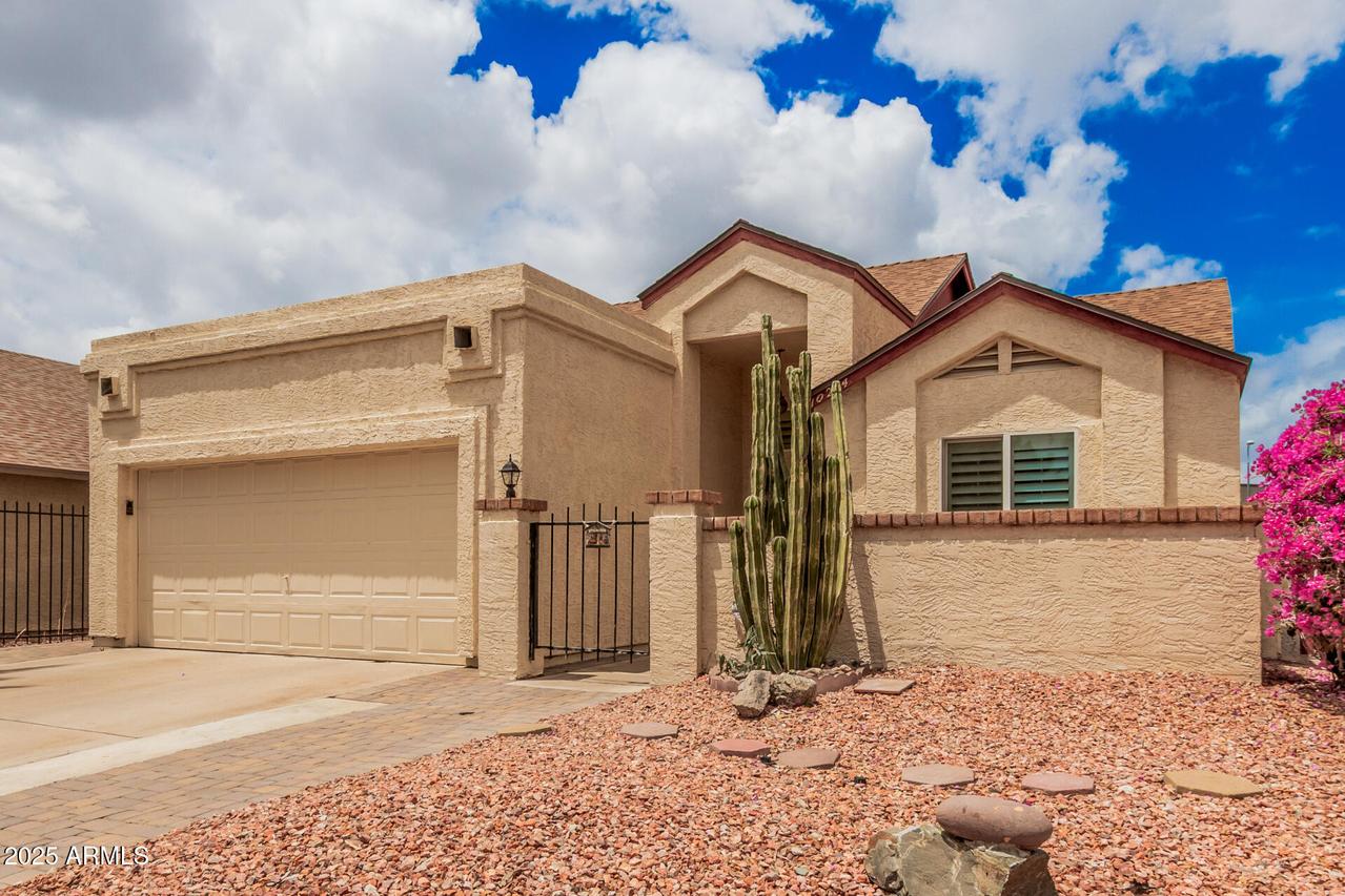 10244 N 65th Ln., Glendale, AZ 85302