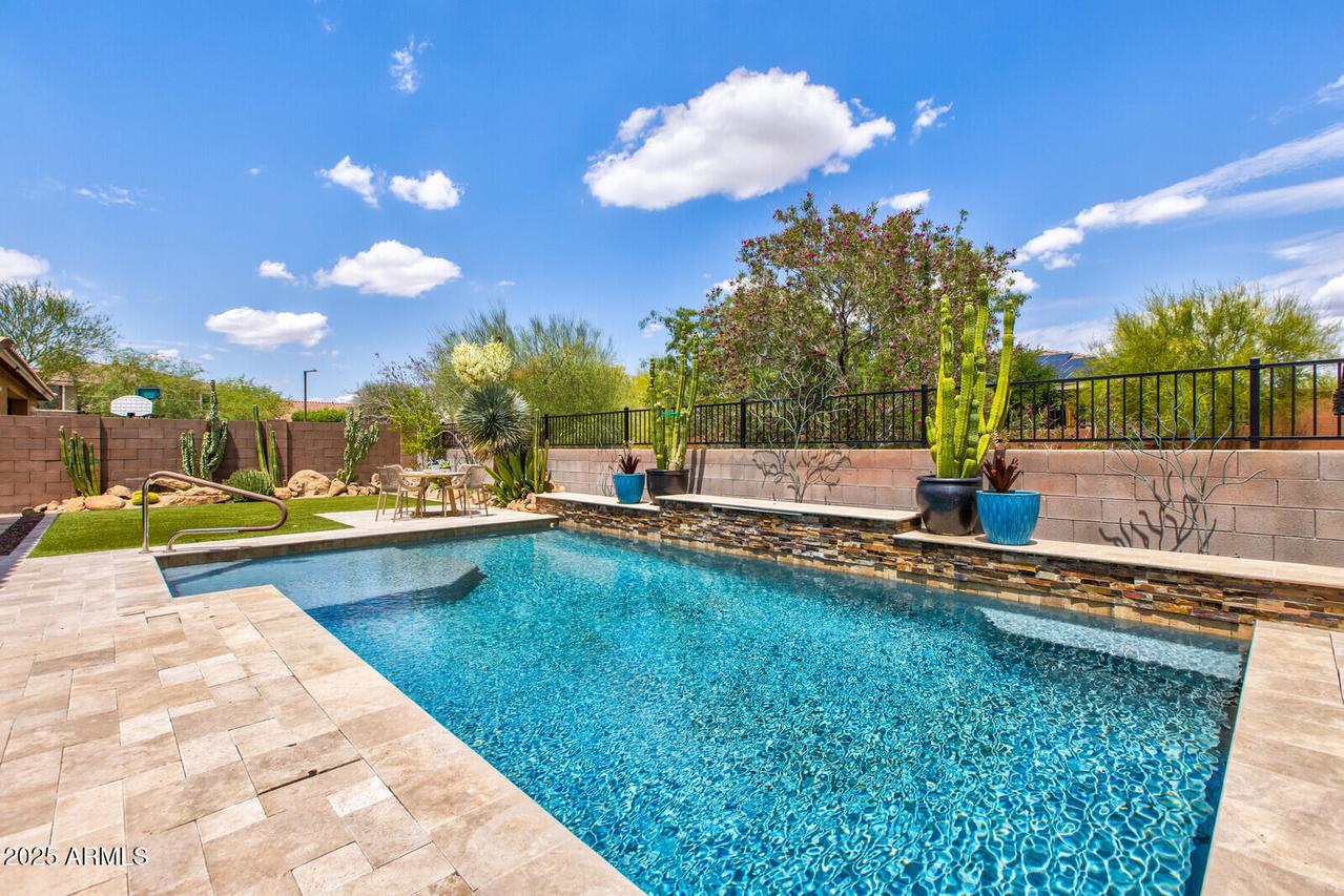 2604 W Balao Dr., Phoenix, AZ 85085