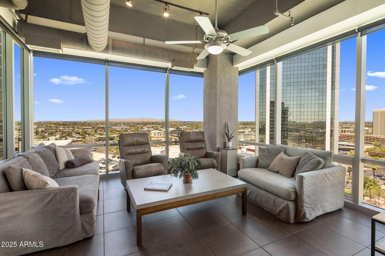 1 E Lexington Ave. #1209, Phoenix, AZ 85012