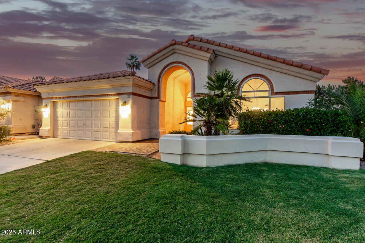 1591 S Sycamore Pl., Chandler, AZ 85286