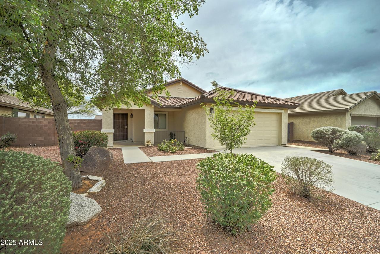 25729 W St Charles Ct., Buckeye, AZ 85326