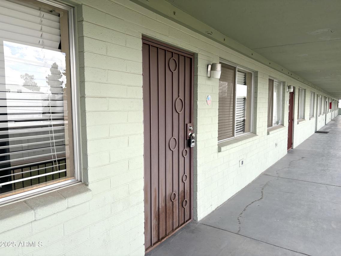 1702 W Tuckey Ln. #209, Phoenix, AZ 85015