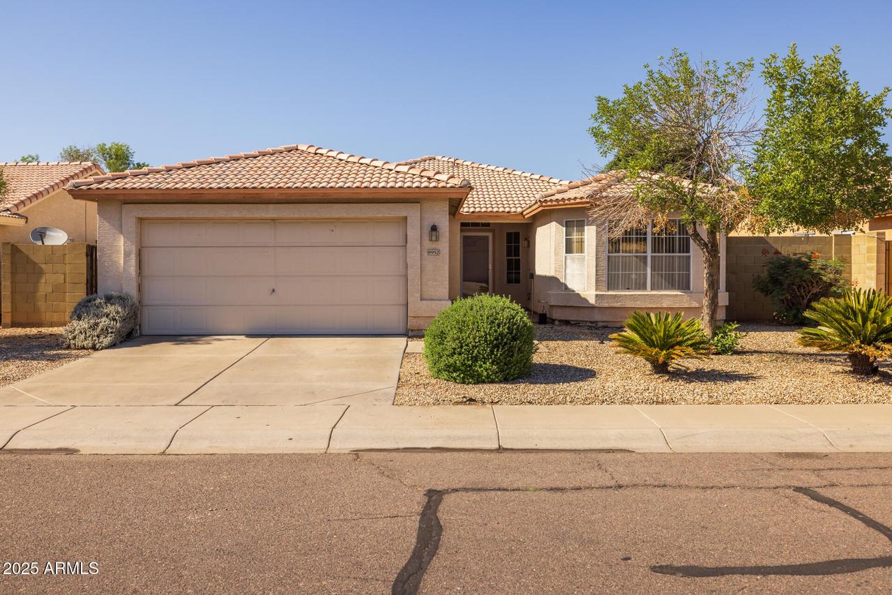 8952 W Monte Vista Rd., Phoenix, AZ 85037