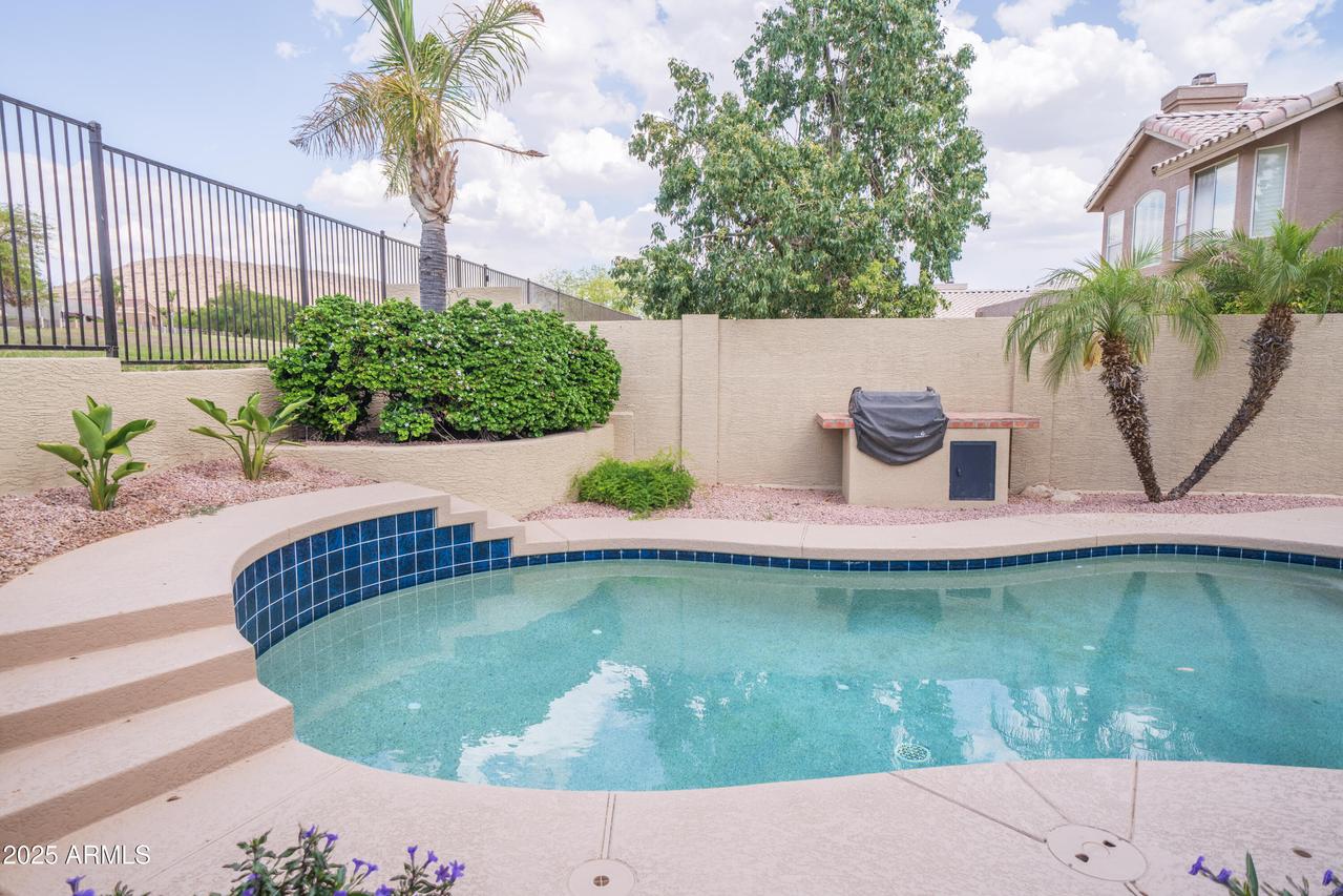 6388 W Donald Dr., Glendale, AZ 85310