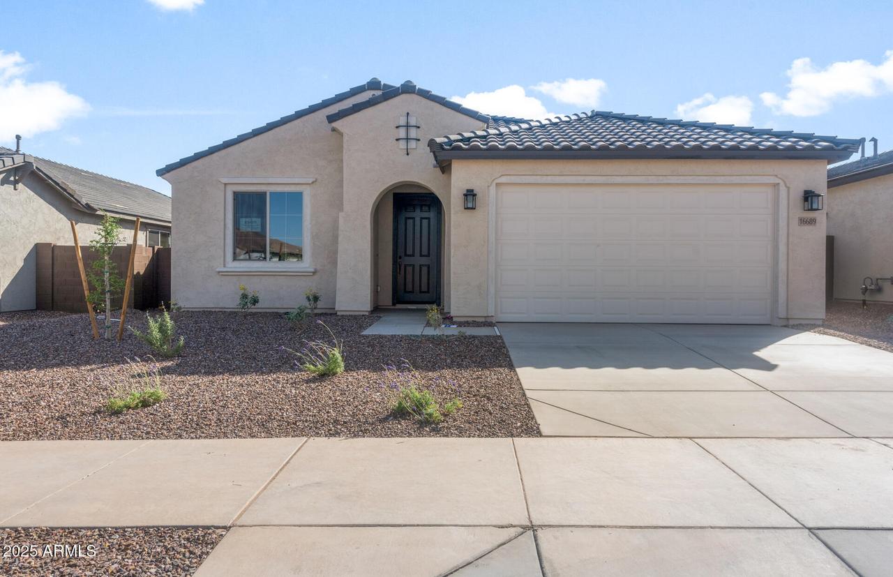 16689 W Whispering Wind Dr., Surprise, AZ 85387
