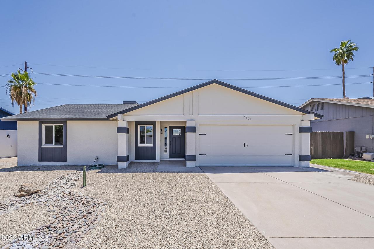 4509 E La Puente Ave., Phoenix, AZ 85044