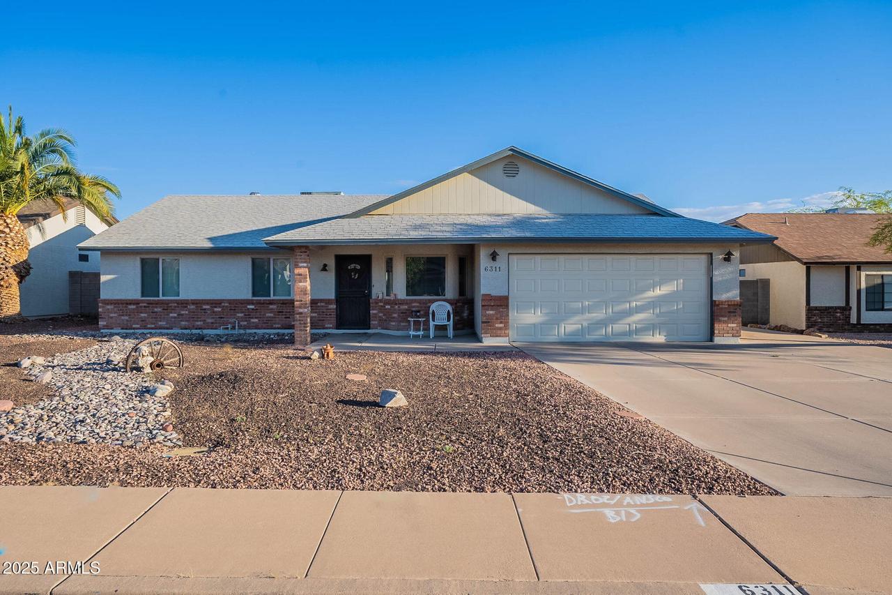6311 E Ivy St., Mesa, AZ 85205