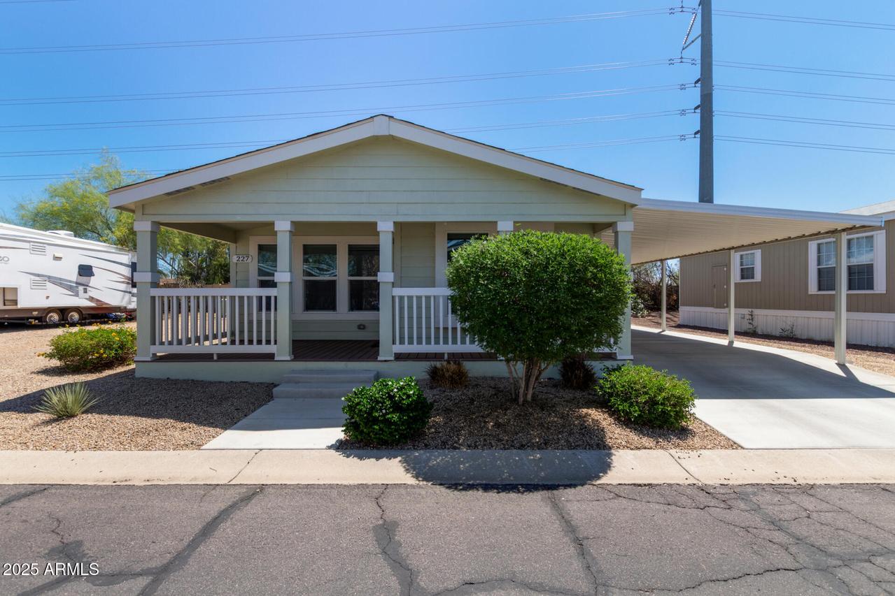10960 N 67th Ave. #227, Glendale, AZ 85304