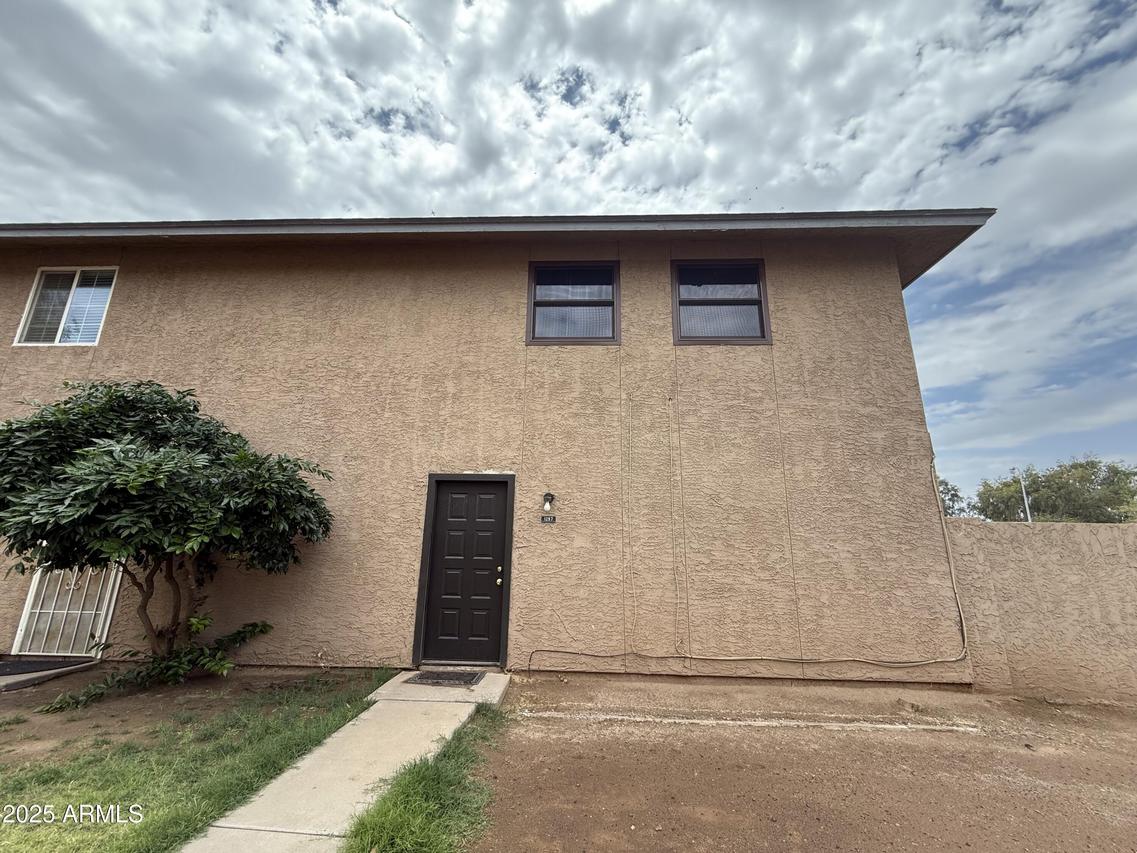4231 N 69th Dr. #1297, Phoenix, AZ 85033