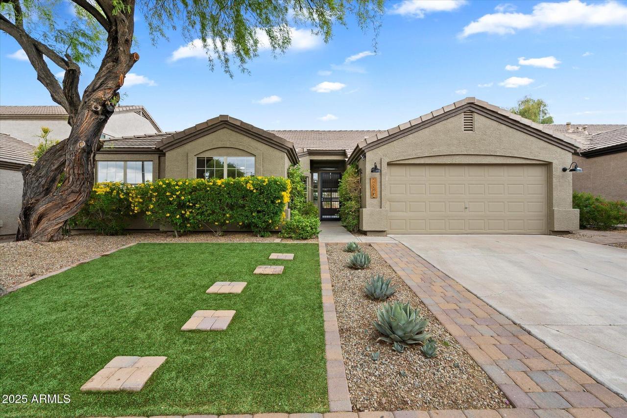 26264 N 46th St., Phoenix, AZ 85050