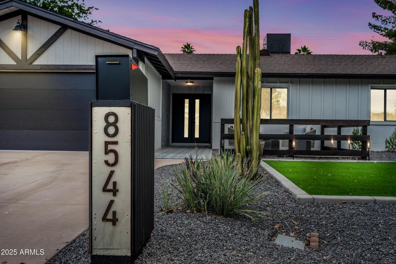 8544 E Heatherbrae Dr., Scottsdale, AZ 85251