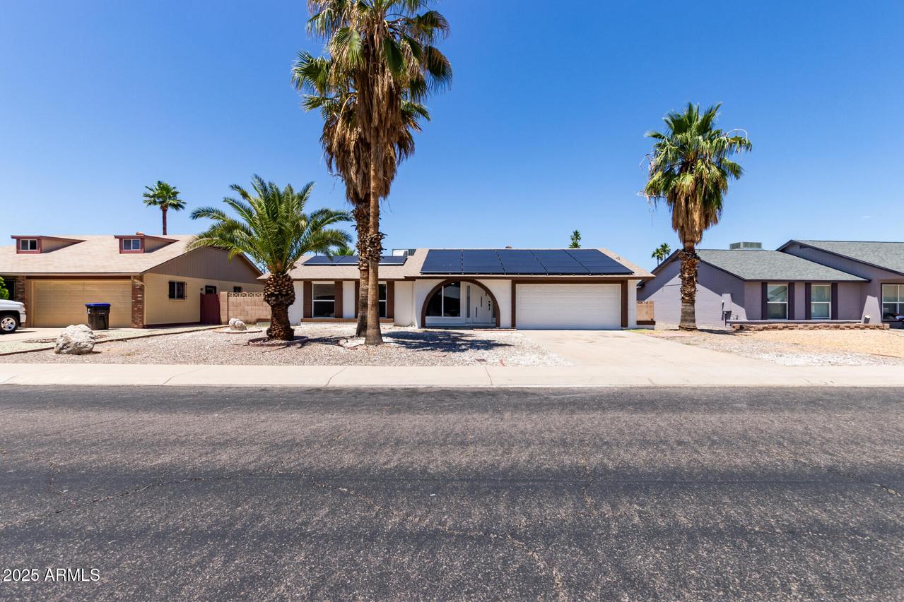 10610 W Diana Ave., Peoria, AZ 85345