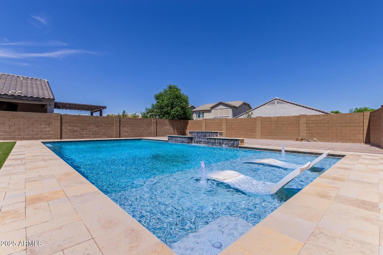 24733 N 96th Ln., Peoria, AZ 85383