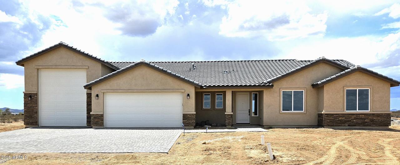 24196 N 196th Ln., Surprise, AZ 85387