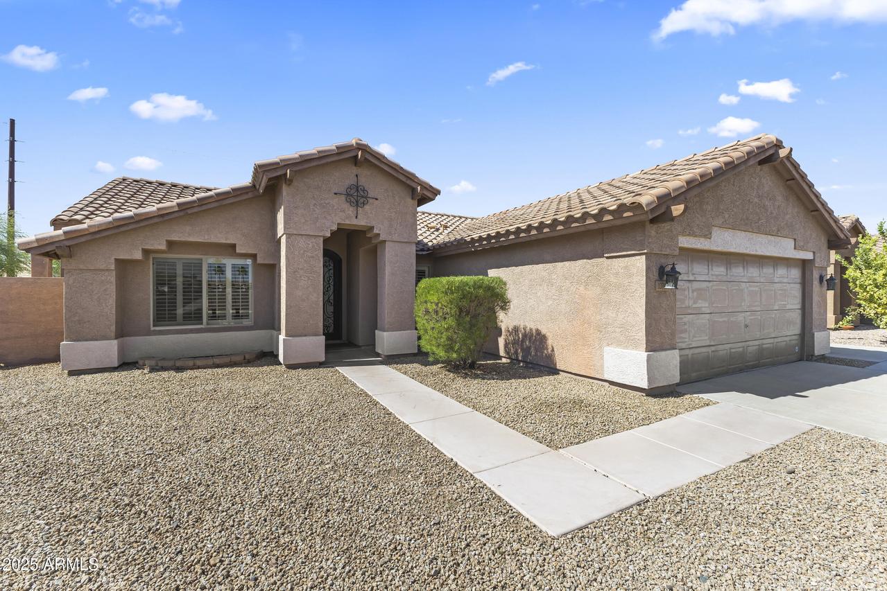 10747 W Via Del Sol, Peoria, AZ 85383