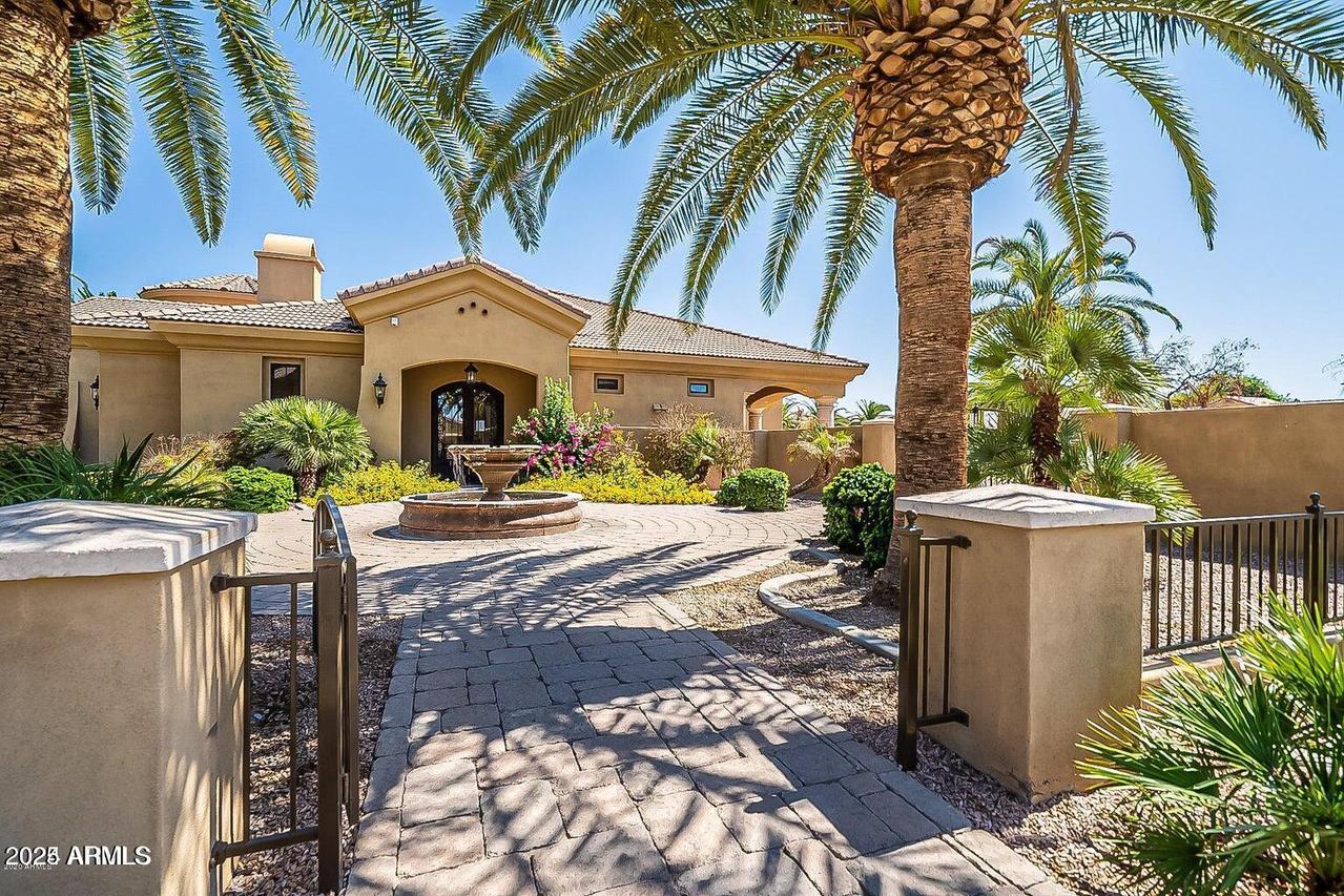 1367 S Country Club Dr. #1127, Mesa, AZ 85210