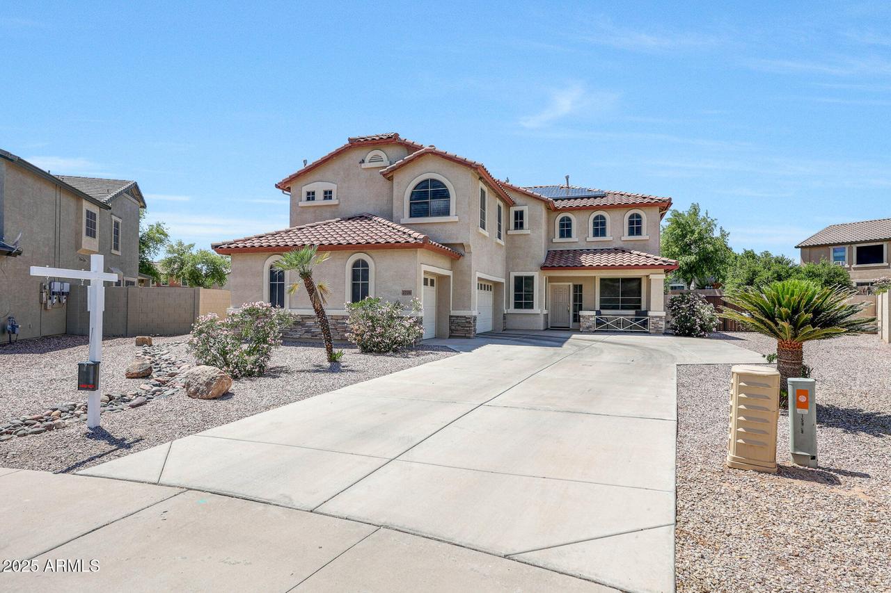 2726 S 160th Ave., Goodyear, AZ 85338