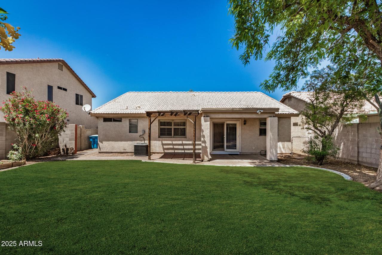 9135 W Hazelwood St., Phoenix, AZ 85037