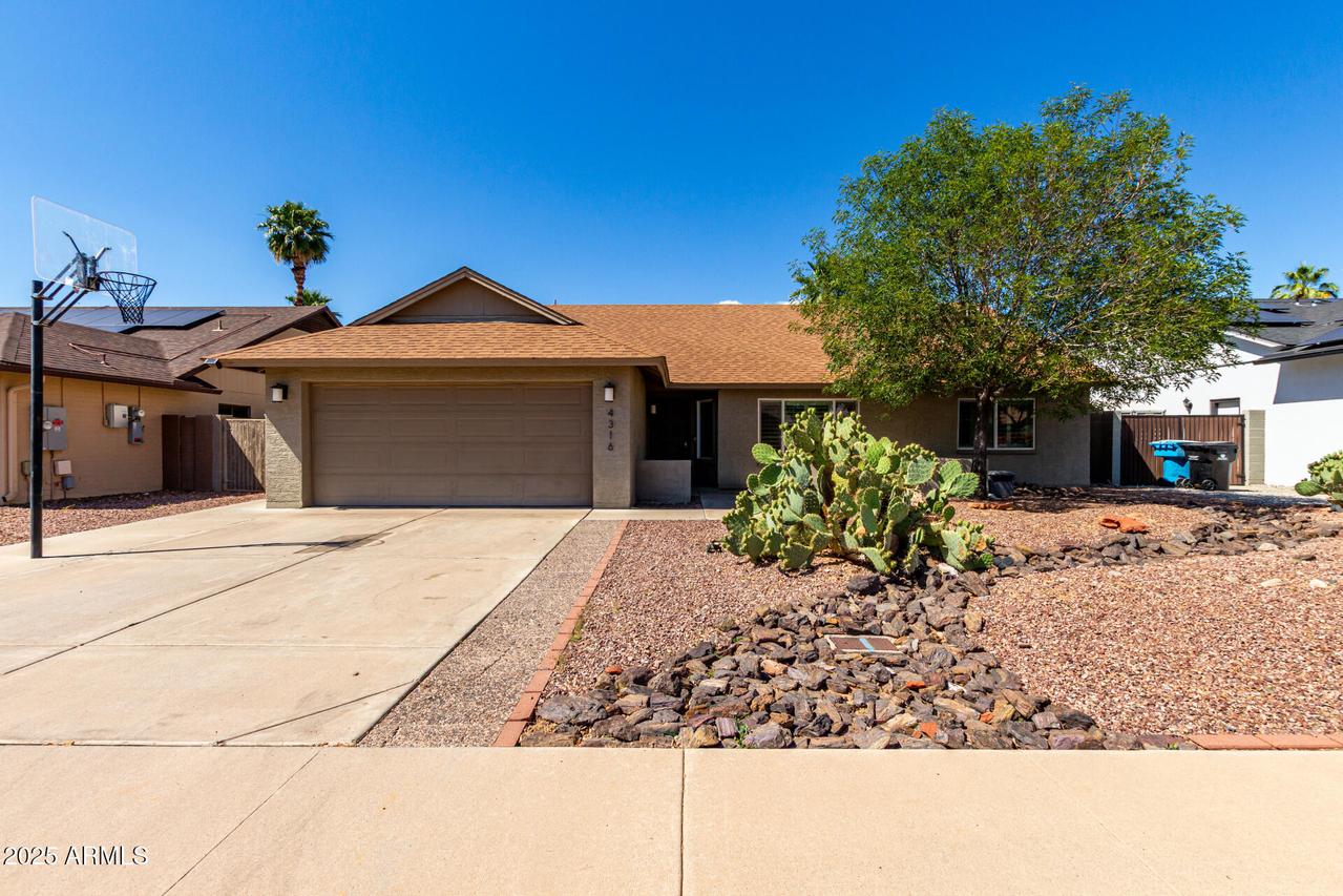 4316 E Janice Way, Phoenix, AZ 85032