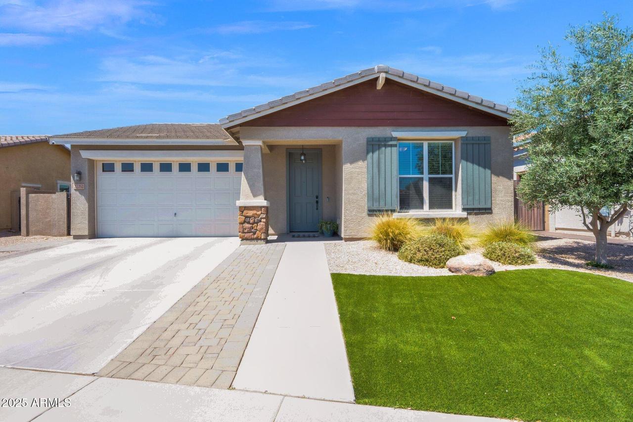 22262 E Cherrywood Ct., Queen Creek, AZ 85142