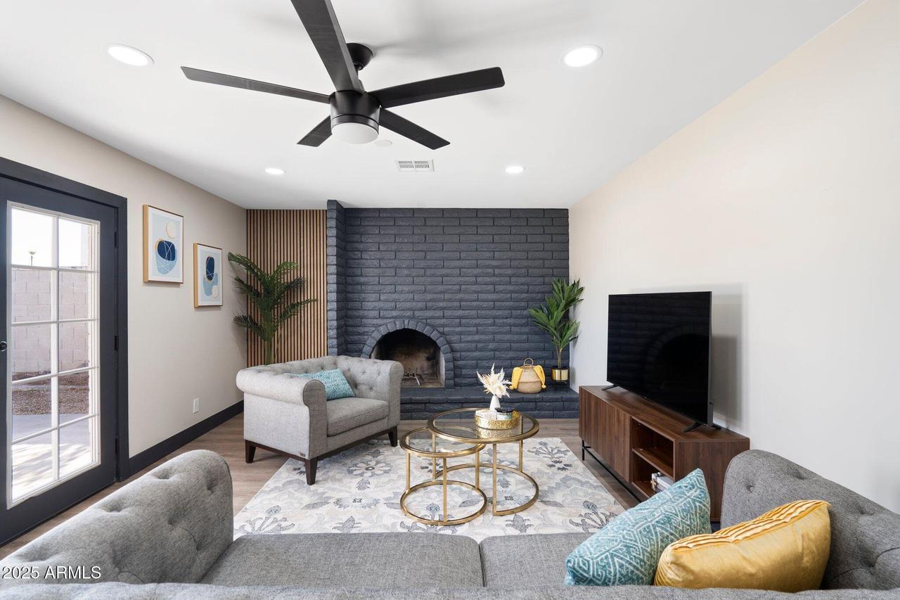 2313 N 66th St., Scottsdale, AZ 85257