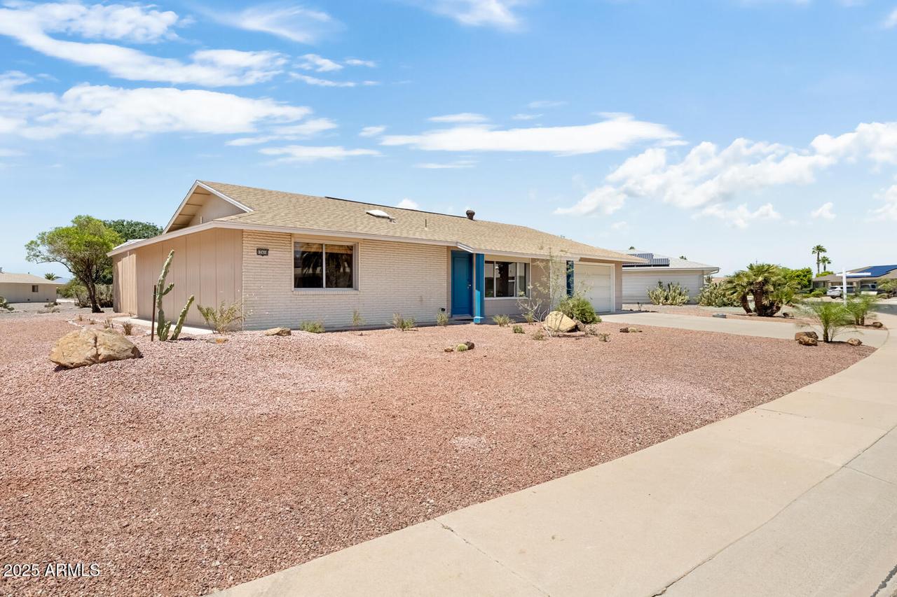 12418 N Vista Grande Ct., Sun City, AZ 85351