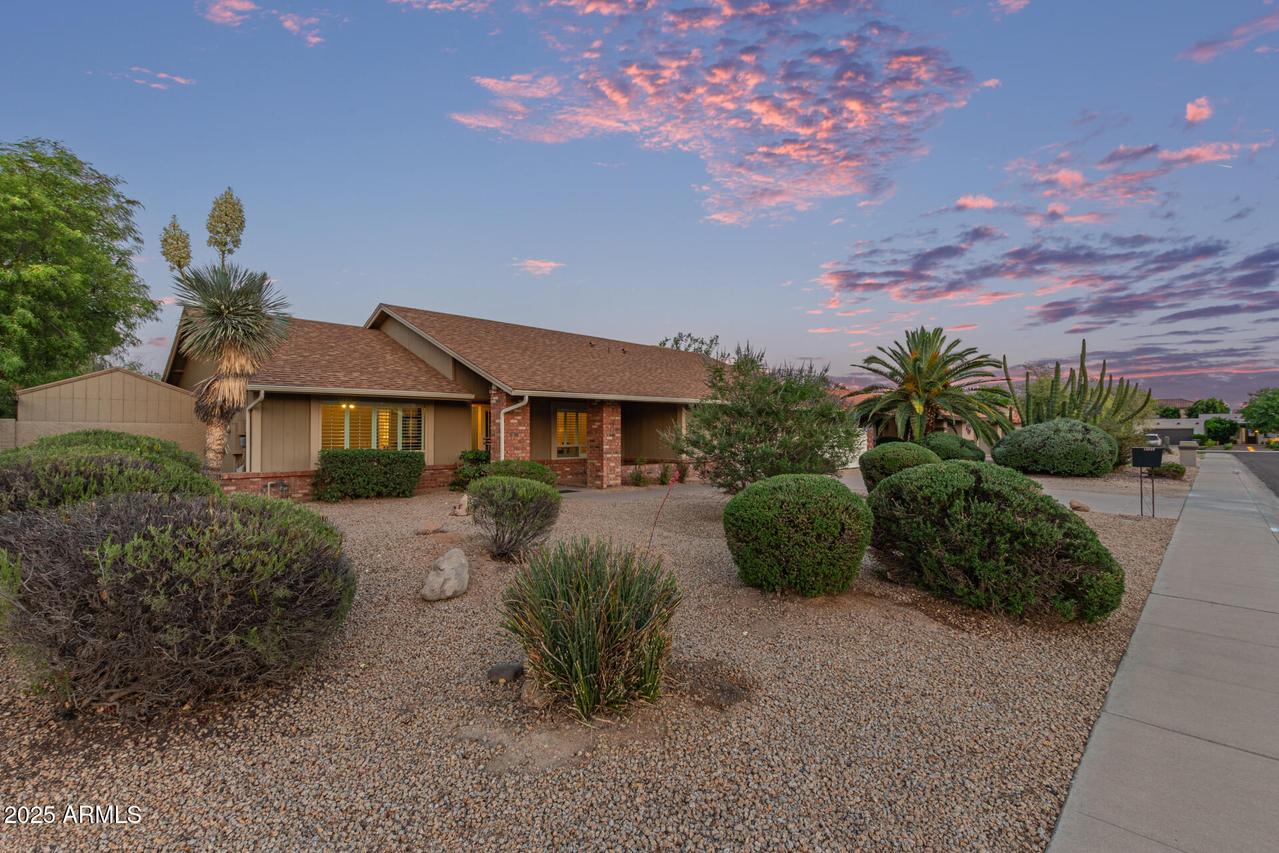 15849 N 46th Pl., Phoenix, AZ 85032