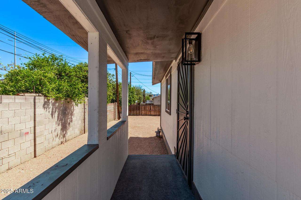 1133 E Brown St., Phoenix, AZ 85020