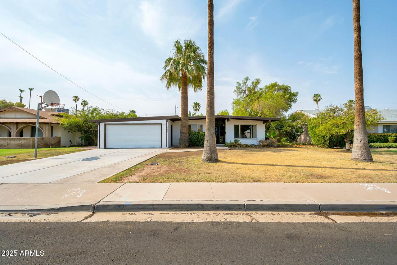 501 E Alameda Dr., Tempe, AZ 85282