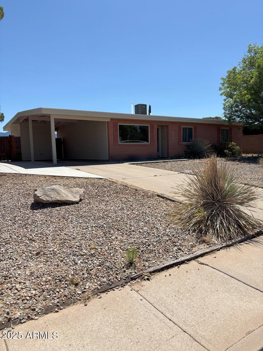 4910 E Foothills Dr., Sierra Vista, AZ 85635