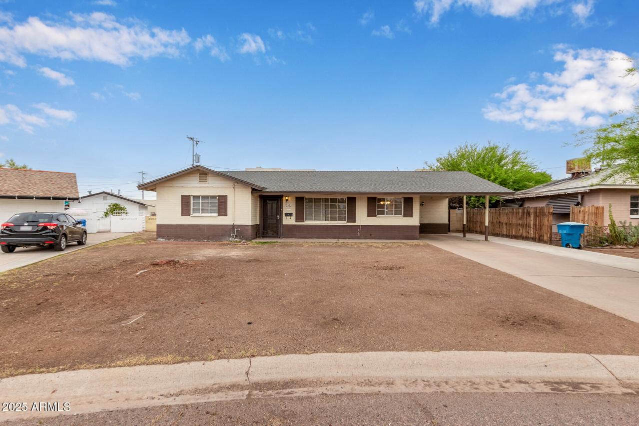 2022 E Mulberry Dr., Phoenix, AZ 85016
