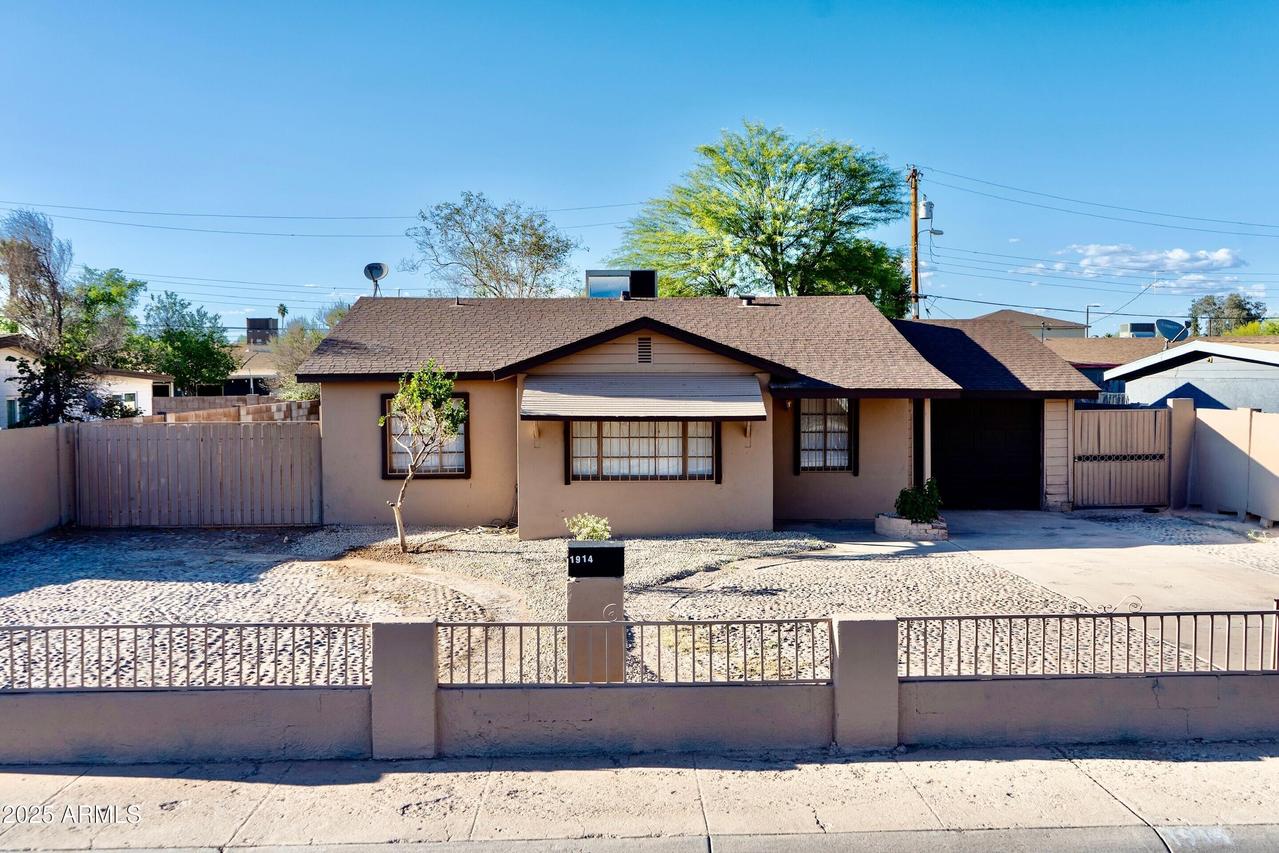 1914 W Colter St., Phoenix, AZ 85015
